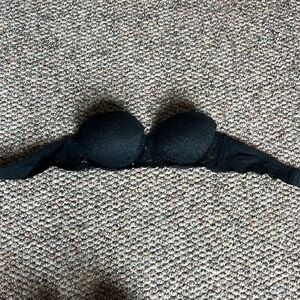 LACE STRAPLESS BRA 34B